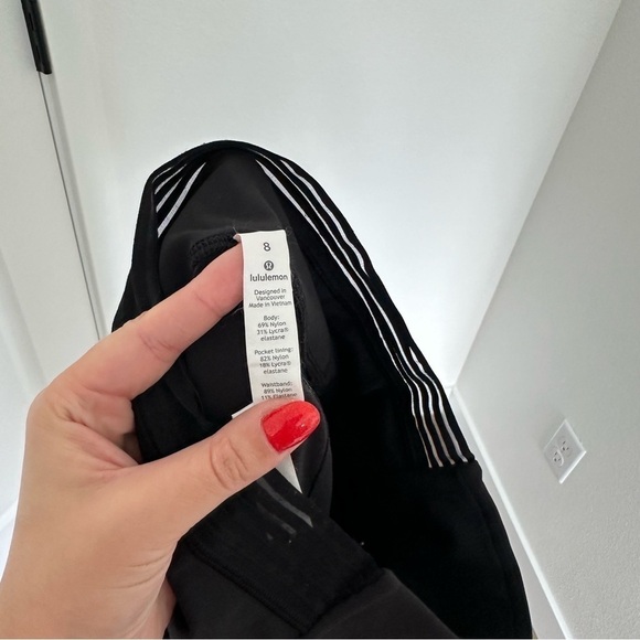 Lululemon Find Focus 7/8 Leggings 25” Inseam Black Mesh Details Size 8 Women’s - Picture 9 of 10